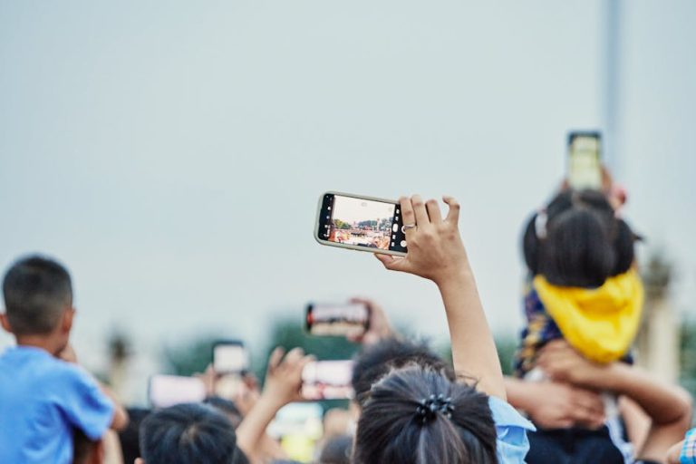 How Social Media Shapes Public Opinion in the Digital Age