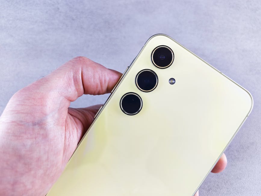 Smartphone Makers Push Innovation with Next-Generation Foldable Designs